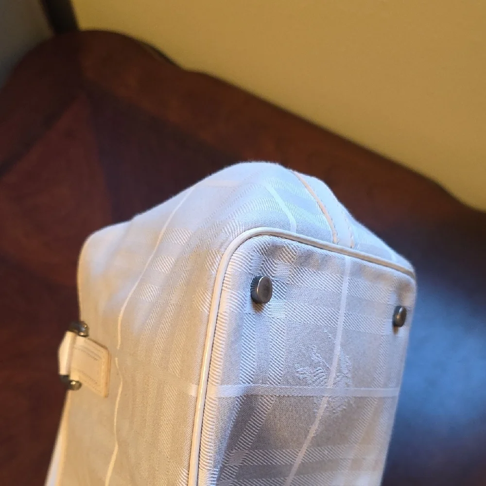 Burberry Cream and Gray Plaid Shoulder Bag - Picture 8 of 16